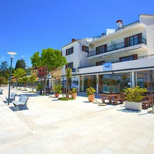 Dundo Apartment