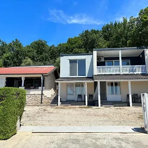 Bosnjak , Starigrad-Paklenica Horvátország