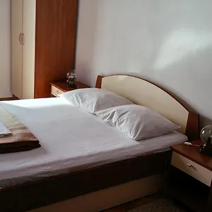 https://apartments-branko-nin-23232.hotelinzadar.com